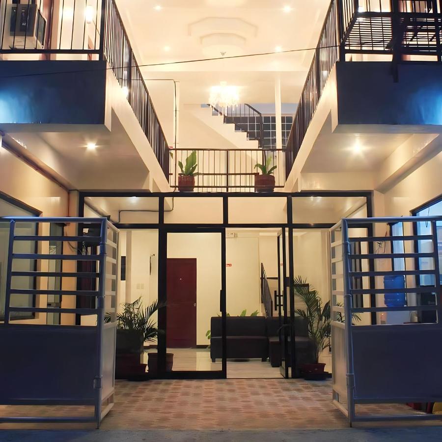 Luna Oslob Travellers Inn Luaran gambar
