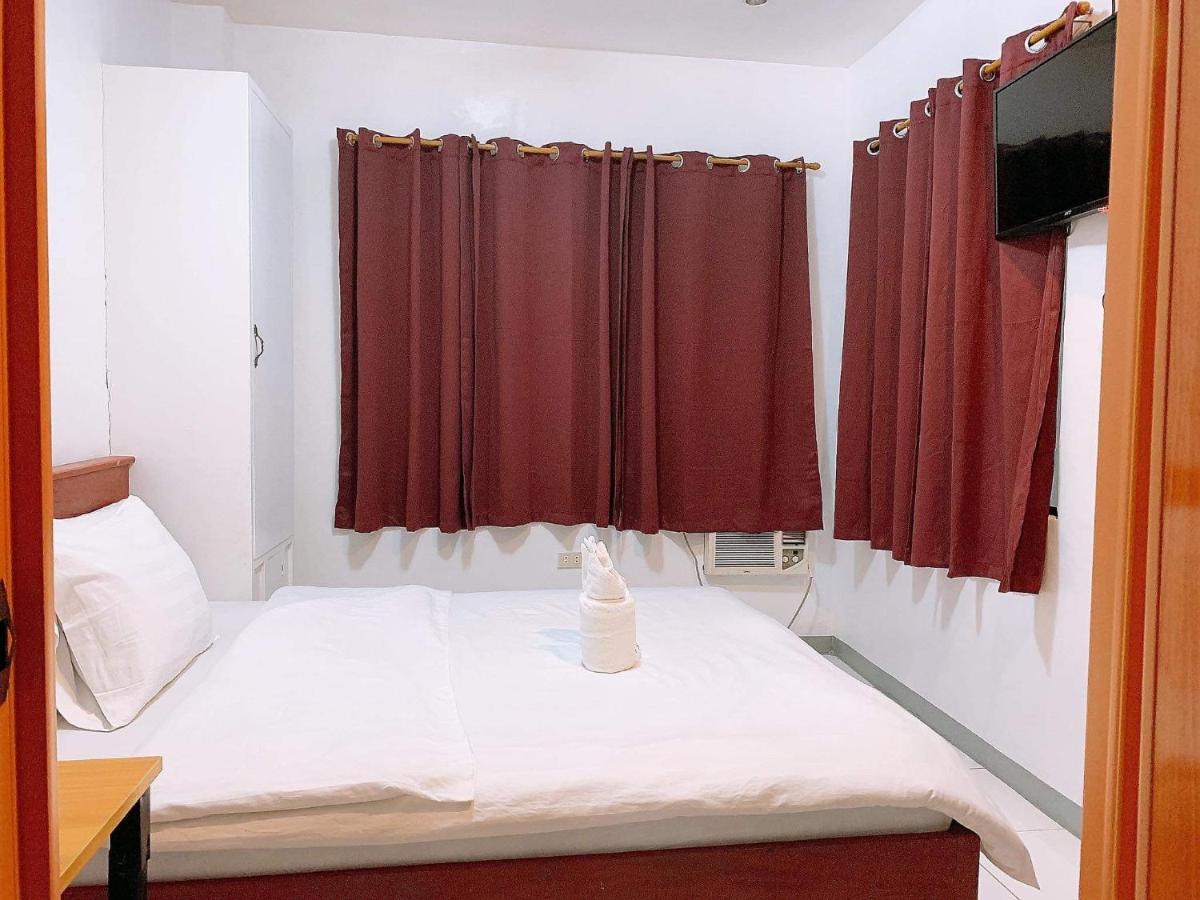 Luna Oslob Travellers Inn Luaran gambar