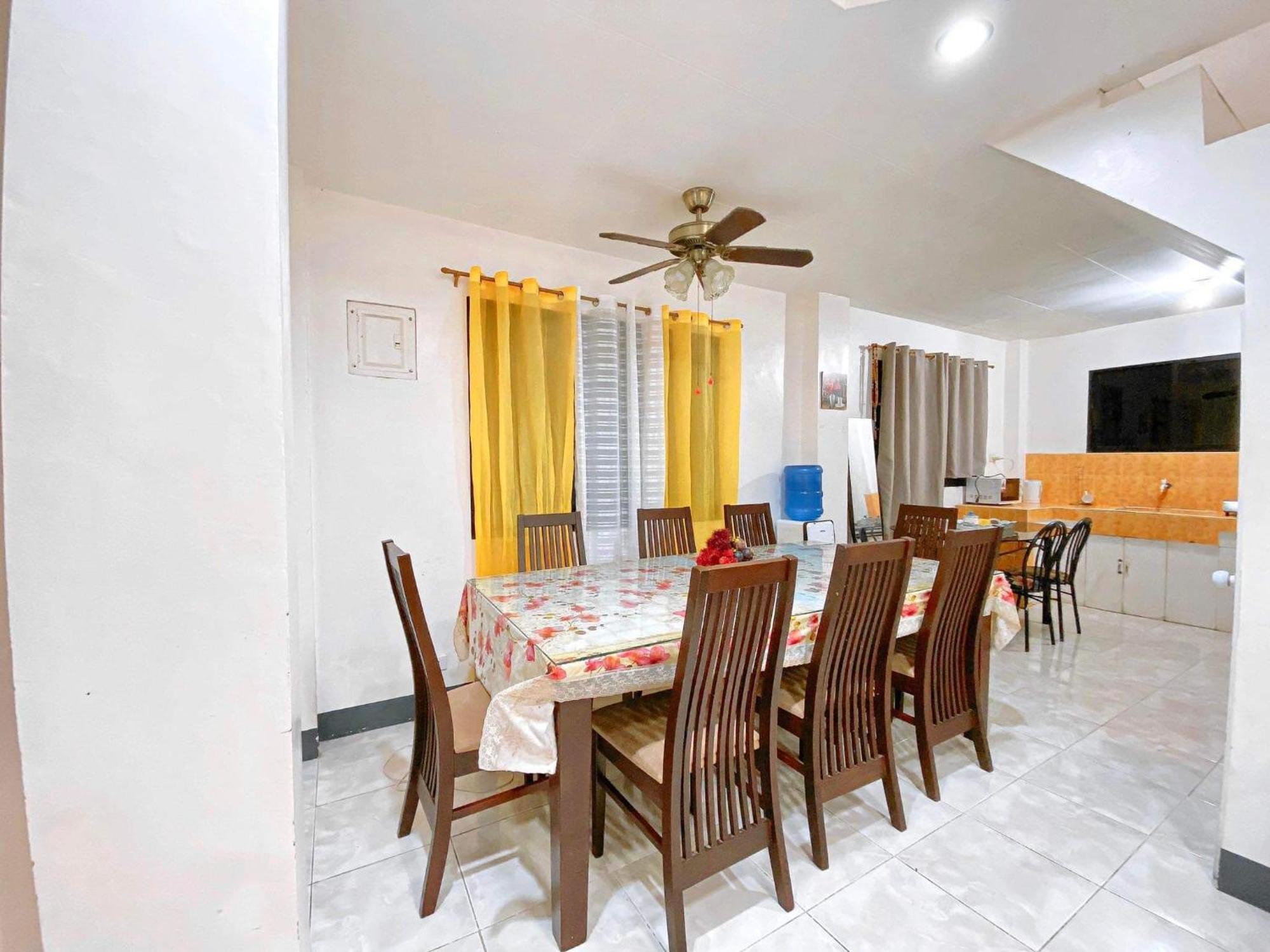 Luna Oslob Travellers Inn Luaran gambar