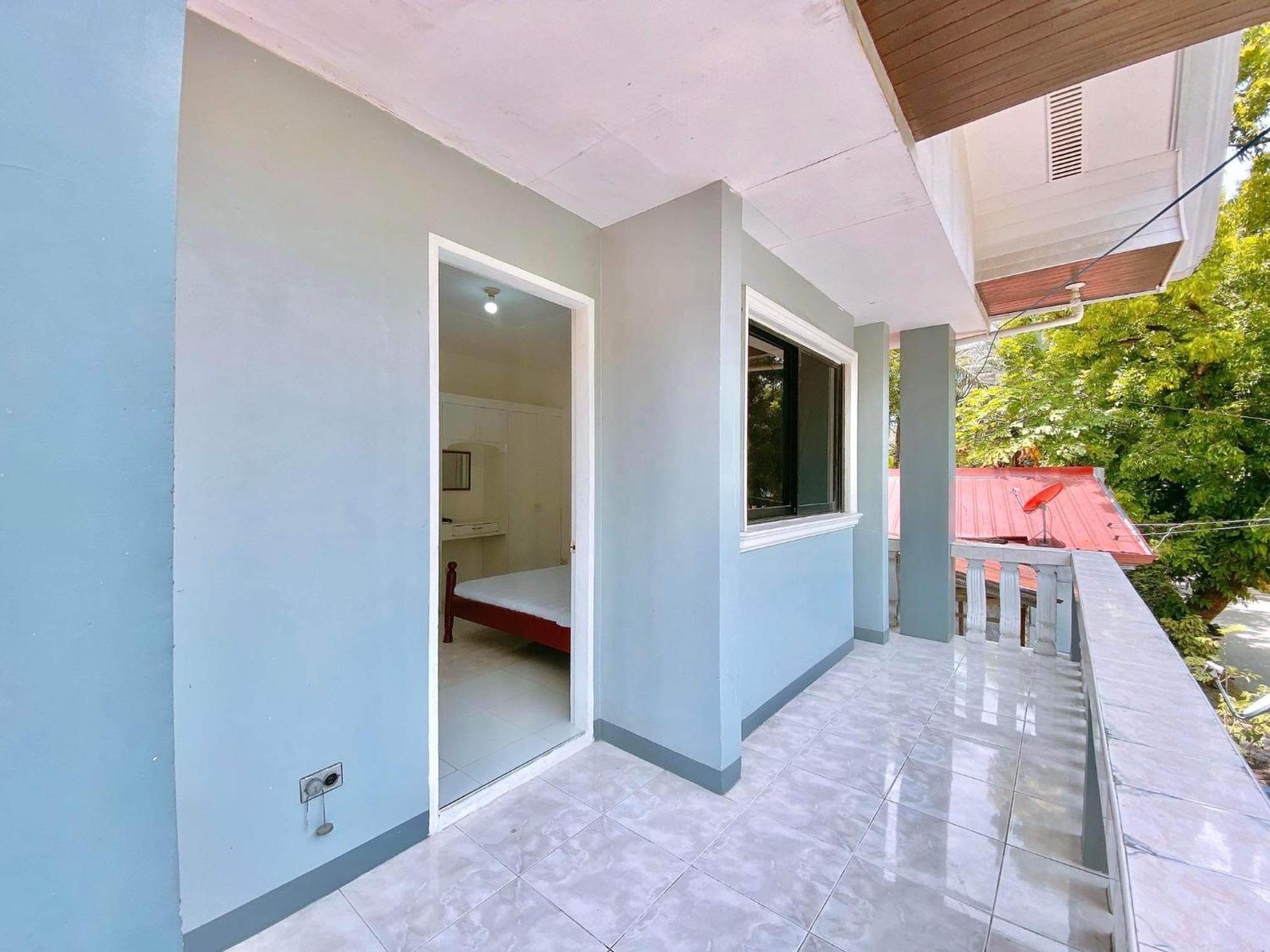Luna Oslob Travellers Inn Luaran gambar