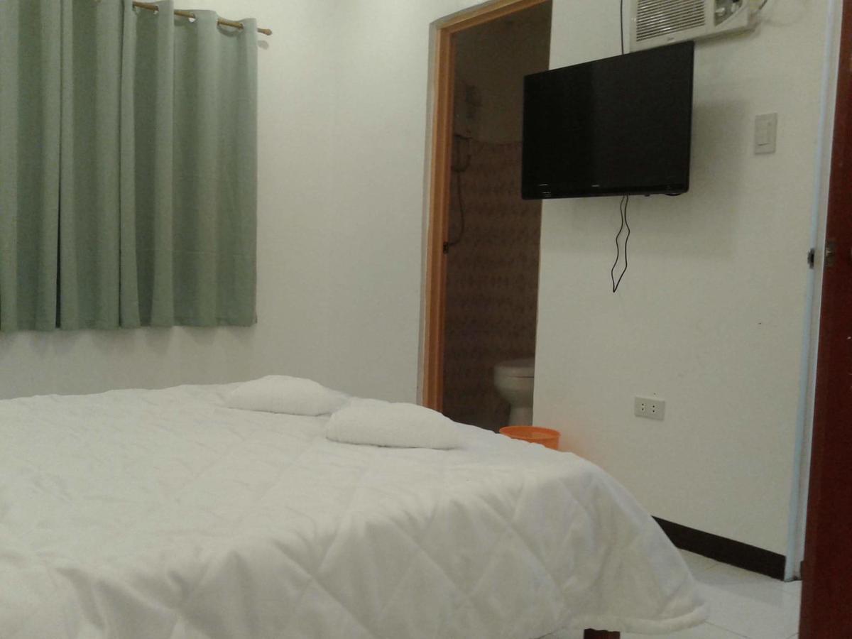 Luna Oslob Travellers Inn Luaran gambar